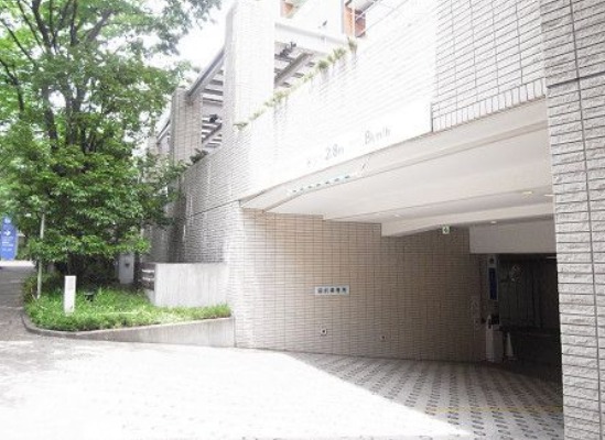 駐車場　空き状況要確認