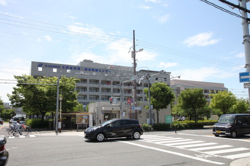 コンビニ　ローソン府立急性期総合医療センター店（コンビニ）まで375m
