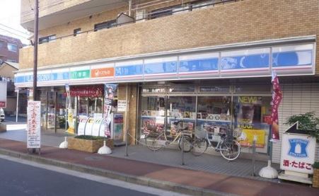 コンビニ　ローソン 千鳥一丁目店（コンビニ）まで445m