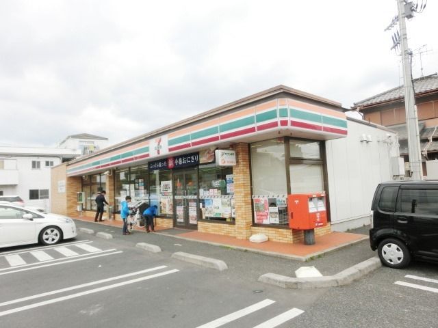 コンビニ　セブンイレブン国分寺台南店（コンビニ）まで817m