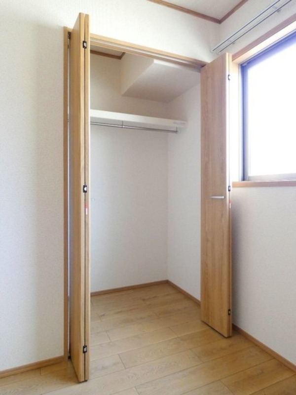 収納　図面と現状に相違がある場合には現状を優先