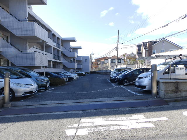 駐車場　ゲート付です