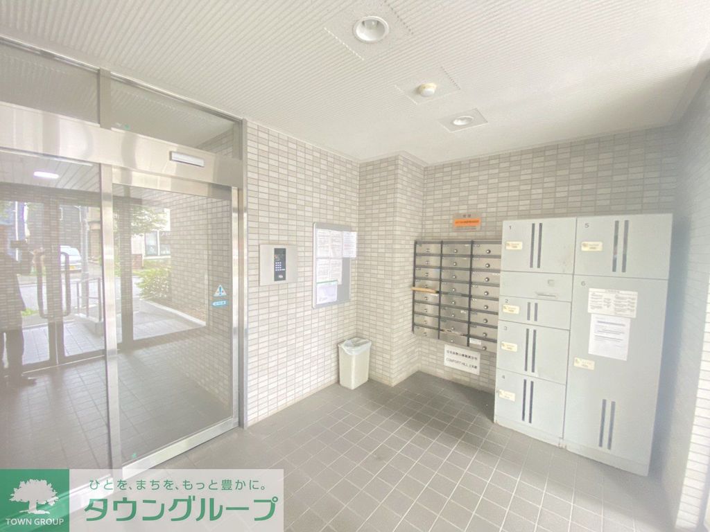 エントランス　エントランス