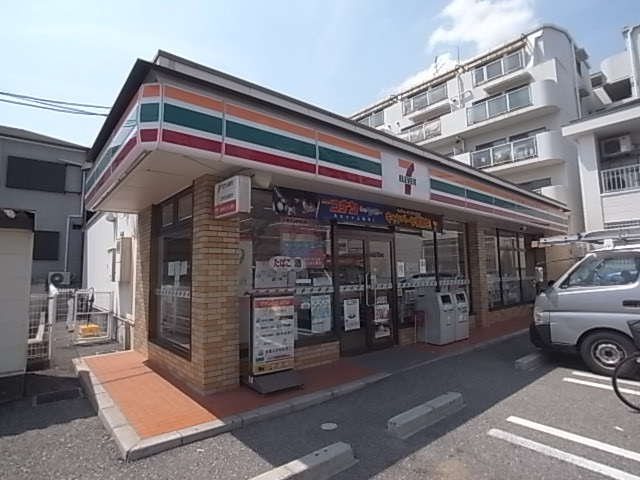 コンビニ　セブンイレブン 神戸大和町４丁目店（コンビニ）まで70m