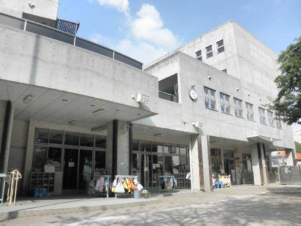 幼稚園・保育園　上北沢保育園（幼稚園・保育園）まで149m