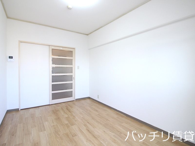 居室・リビング　画像は別号室イメージの為、現況を優先いたします。