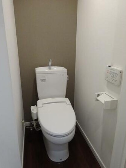 トイレ　※別部屋参考写真