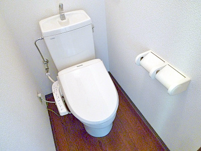トイレ　ウォシュレット付きトイレ