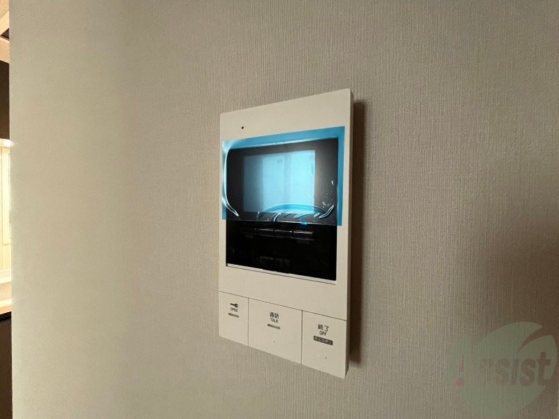 セキュリティ　ＴＶモニター付インターホンです。来客者の顔が見えるので安心！