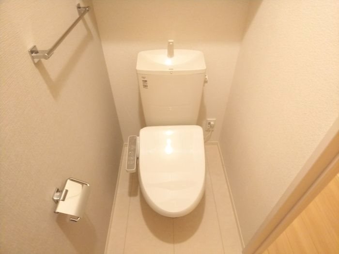 ウィットSENGEN A棟のトイレ写真