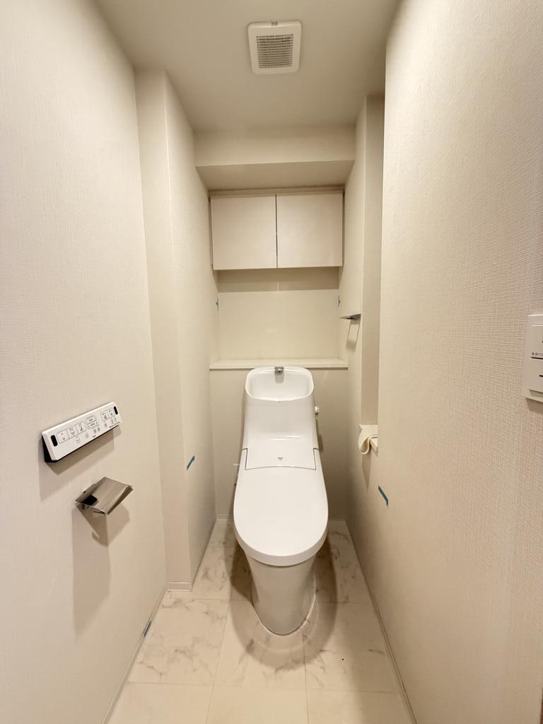都営三田線 板橋区役所前駅 徒歩5分 14階建 築6年のトイレ写真