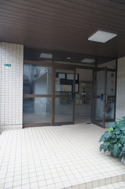 エントランス　エントランス