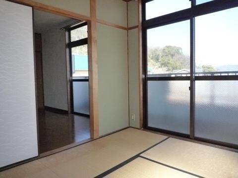 ＪＲ呉線 安芸阿賀駅 徒歩50分 3階建 築34年の内装写真