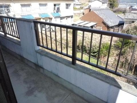 ＪＲ呉線 安芸阿賀駅 徒歩50分 3階建 築34年の内装写真