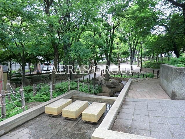 公園　幡ヶ谷第三公園（公園）まで381m