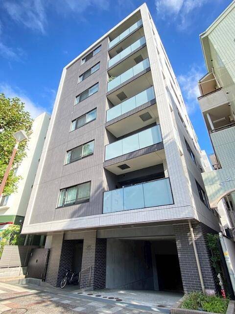 建物外観　オートロック完備