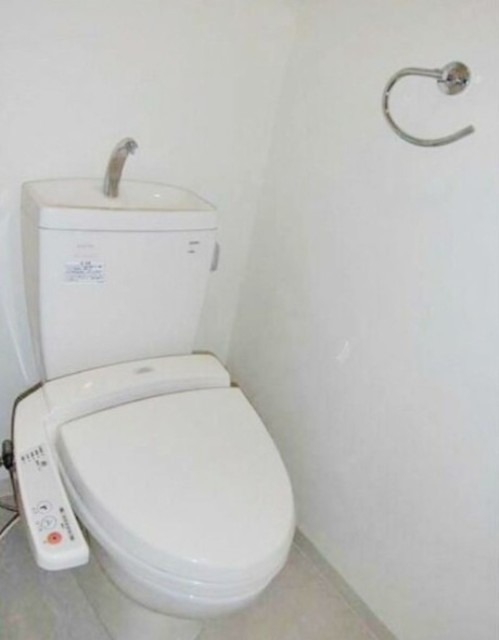 トイレ　別部屋同仕様タイプ
