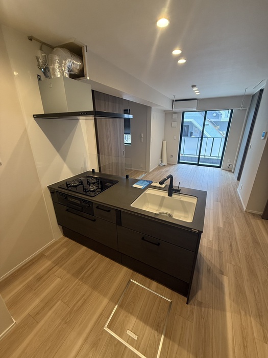 建物外観　建築中