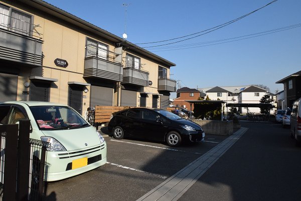 駐車場　駐車場