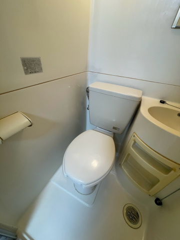 広島電鉄本線 本川町駅 徒歩3分 5階建 築42年のトイレ写真