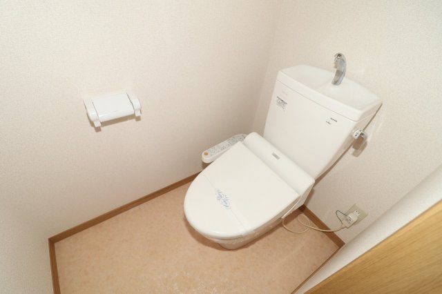 ルーチェIIのトイレ写真