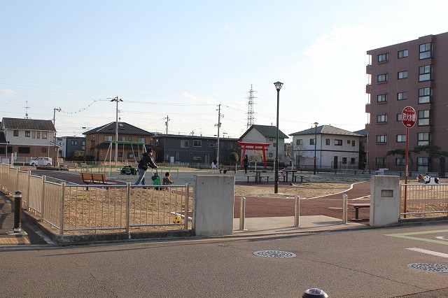 ルーチェIIの周辺写真