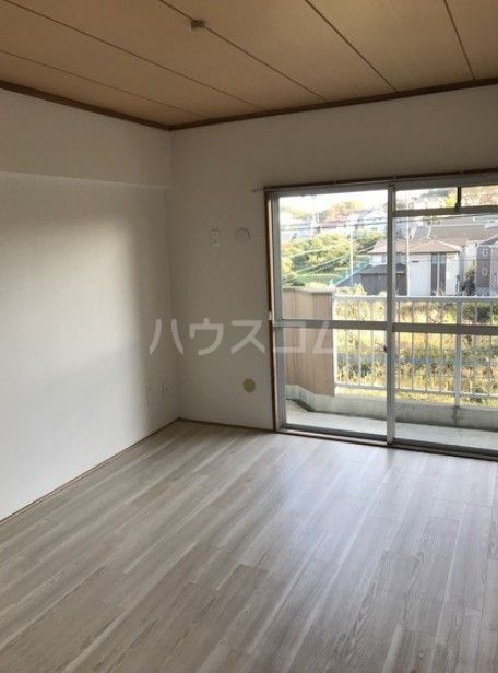 パストラルハイムの居間写真