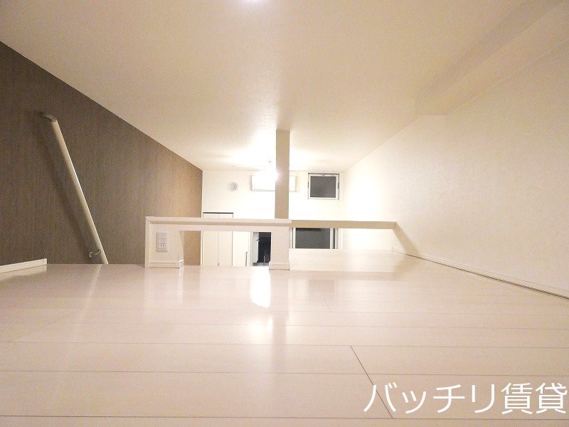INSPIRE......の内装写真