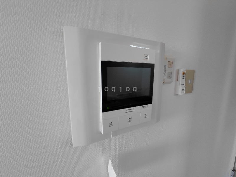 セキュリティ　モニター付きインターホンで来客確認も安心です！