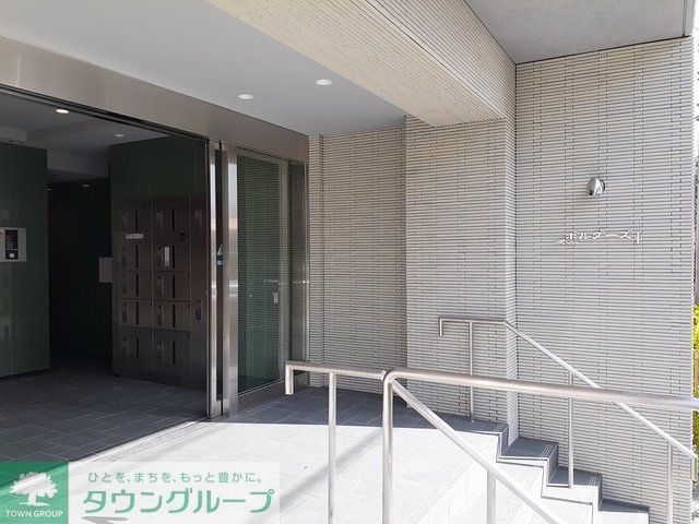 エントランス　★お問い合わせはタウンハウジングまで★