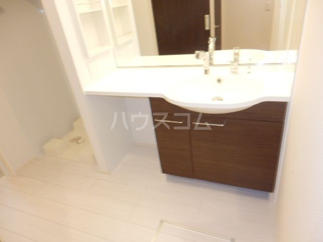PURA VIDAB棟の内装写真