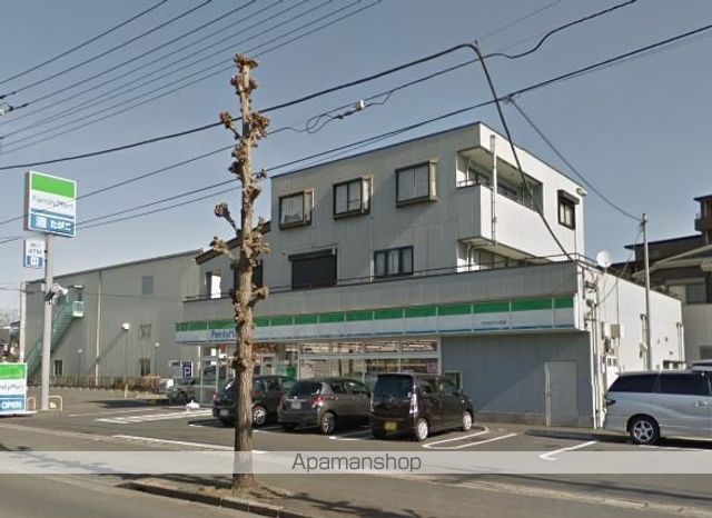 コンビニ　ファミリーマート（コンビニ）まで468m