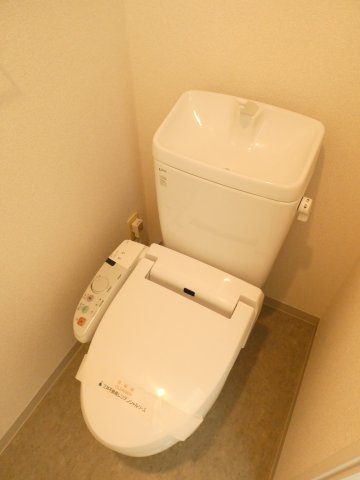 トイレ　コンパクトで使いやすいトイレです