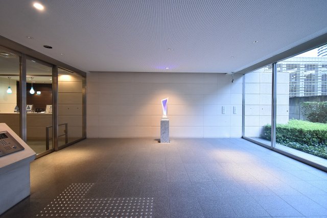 その他　落ち着いた雰囲気のエントランス