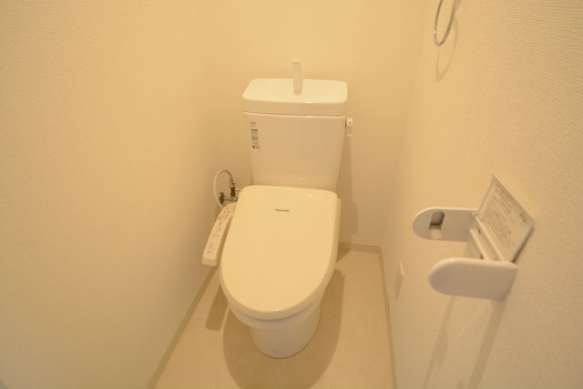 トイレ　温水洗浄便座付きでおすすめ！