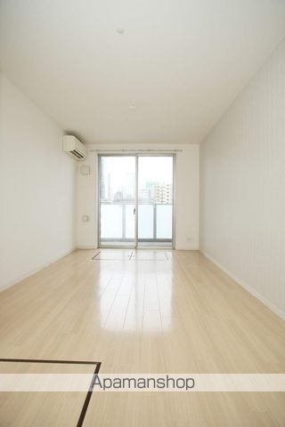NORTH VILLAGE BIRTH PLACEの居間写真