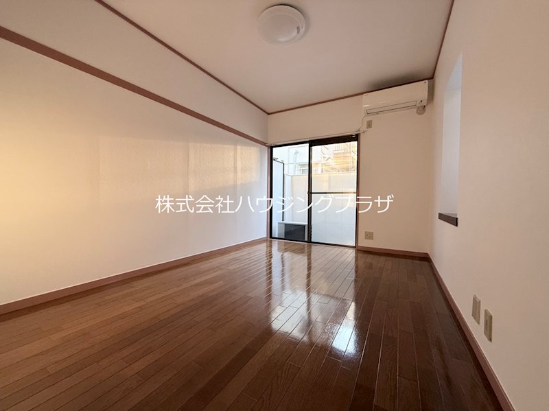 その他部屋・スペース　6.0帖窓方面
