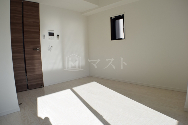 ルーエ本町の居間写真