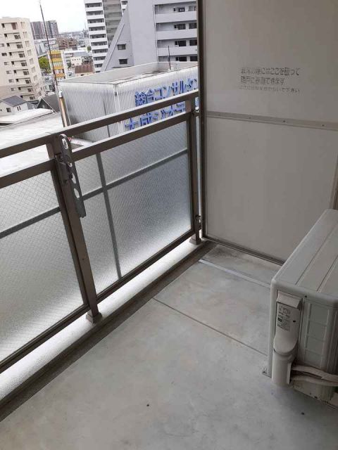 バルコニー