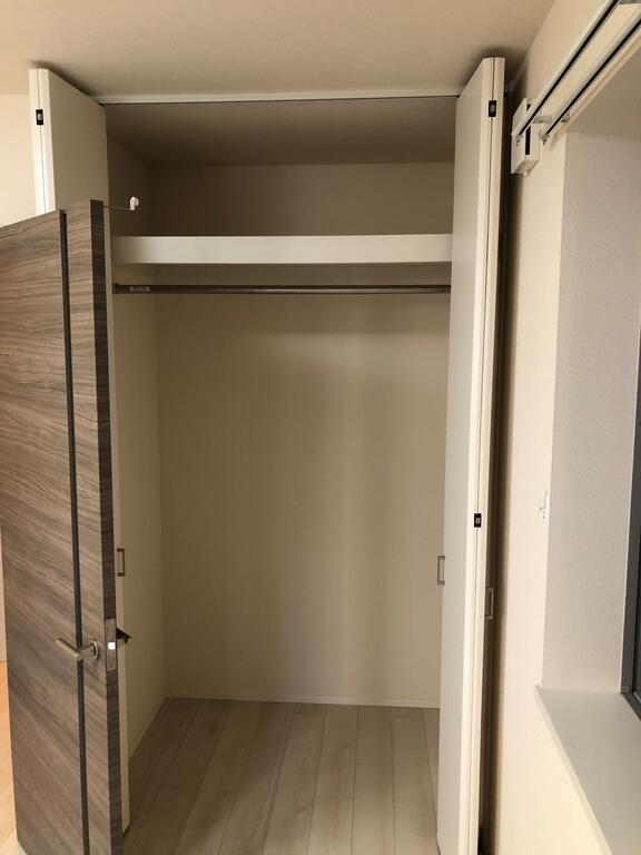 収納　ウオーキングクローゼット