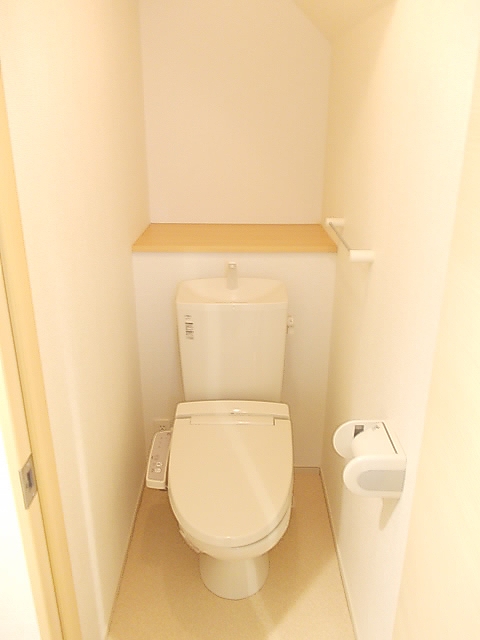 ＪＲ東海道本線 瀬田駅 徒歩30分 2階建 築14年のトイレ写真