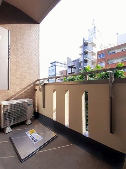 バルコニー　バルコニー