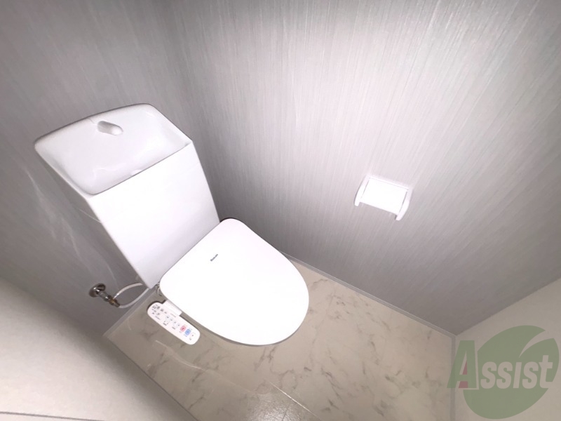 トイレ　トイレは、シャワートイレとなっております。
