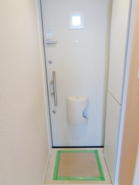 玄関　同仕様タイプ