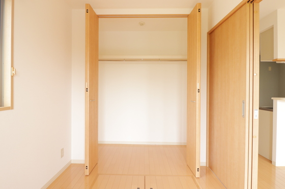 収納　※別部屋の写真です