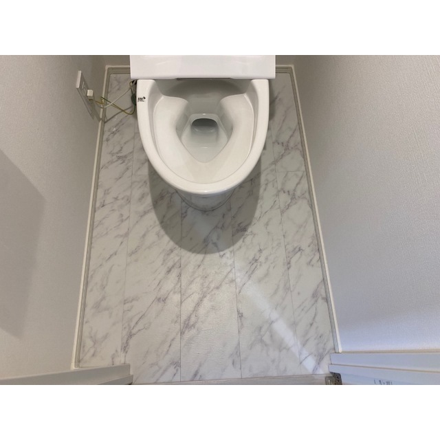 トイレ　清潔感のあるトイレです