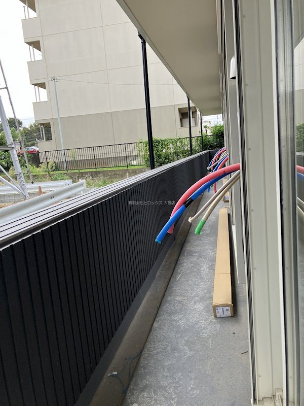 バルコニー　南向きで洗濯物がよく乾きます