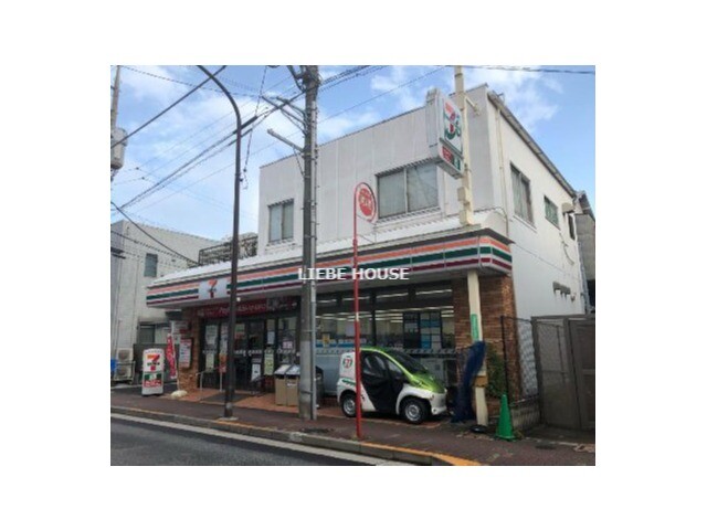 コンビニ　セブンイレブン蓮沼店（コンビニ）まで648m