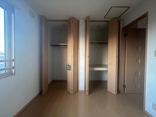グリュックパラン A棟の内装写真