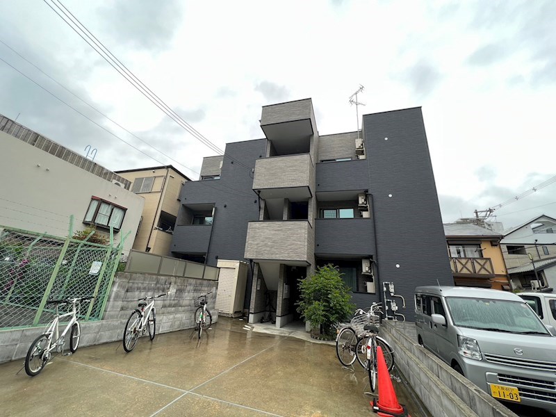 フエニーチェ九条
